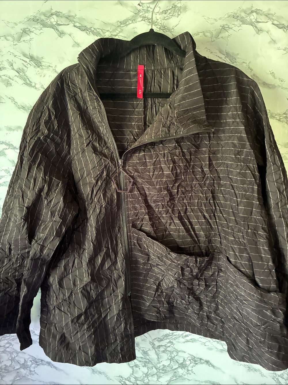 IC by Connie K Black/Gray Crinkle Stripe Zip Front Jacket